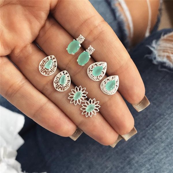 modyle 4 pair/set charm bohemian hollow flower gem ear studs blue crystal earrings for women fashion jewelry, Golden;silver
modyle 4 pair/set charm bohemian hollow flower gem ear studs blue crystal earrings for women fashion jewelry, Golden;silver
