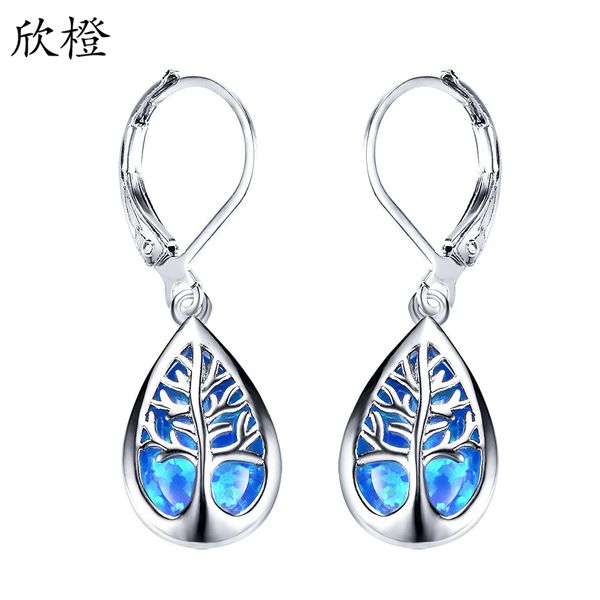 white aubao life tree water drop-shaped ear buckle, Silver
white aubao life tree water drop-shaped ear buckle, Silver