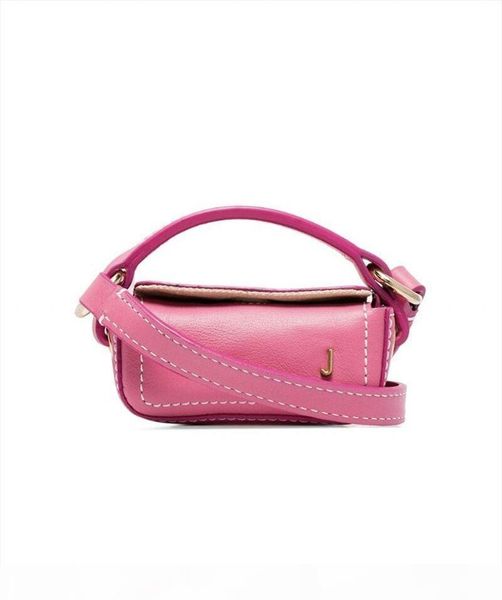 2020 little red book net red with the same ins super fire lipstick bag wild mini small square bag messenger portable decorative bag
2020 little red book net red with the same ins super fire lipstick bag wild mini small square bag messenger portable decorative bag