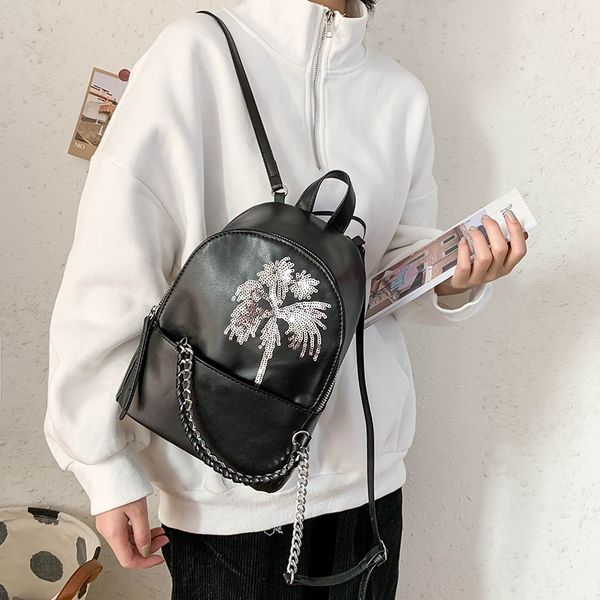 2020 summer new style female pu korean casual mini chain small backpack travel trendy sequined backpacks
2020 summer new style female pu korean casual mini chain small backpack travel trendy sequined backpacks