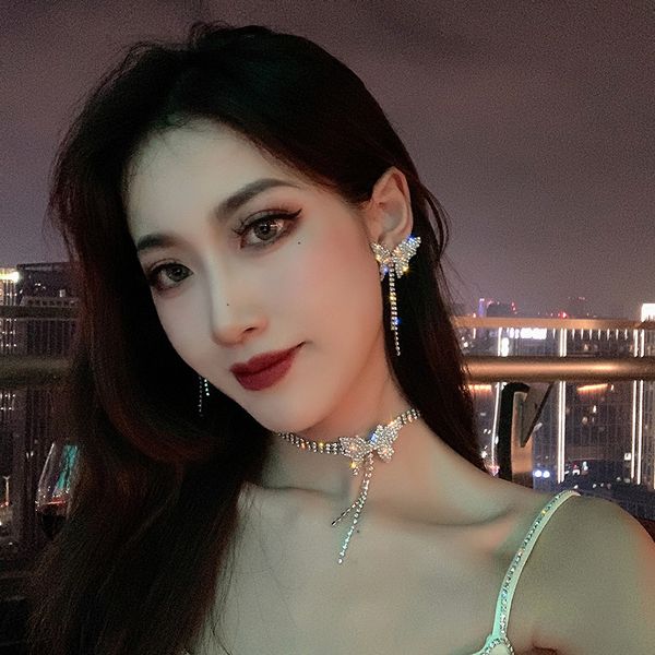 роскошные rhinestone бабочки choker ожерелье bling кисточкой цепи crystsal большой лук себе корейский ожерелье ювелирных изделий, Golden;silver
роскошные rhinestone бабочки choker ожерелье bling кисточкой цепи crystsal большой лук себе корейский ожерелье ювелирных изделий, Golden;silver