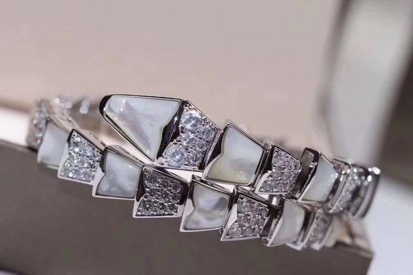 new fashioncz diamond cuff bracelet mother of pearl stone bangle designer copper party jewelry 18k gold plated for women, White
new fashioncz diamond cuff bracelet mother of pearl stone bangle designer copper party jewelry 18k gold plated for women, White