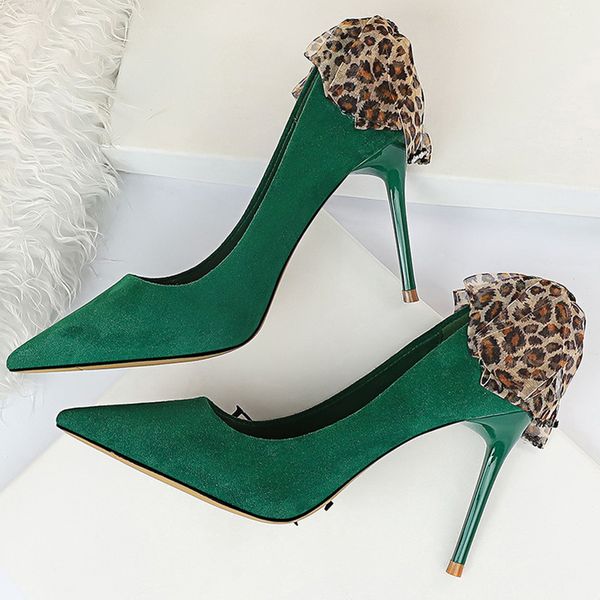 plus size 2020 women 9.5cm high heels wedding pumps lady blue green classic fetish heels scarpins yellow office stripper shoes, Black
plus size 2020 women 9.5cm high heels wedding pumps lady blue green classic fetish heels scarpins yellow office stripper shoes, Black