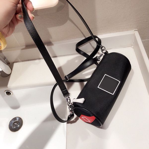 new luxury designer classic wallet handbag men ladies fashion transparent clutch bag soft leather fold messenger canvas bag handbag with box
new luxury designer classic wallet handbag men ladies fashion transparent clutch bag soft leather fold messenger canvas bag handbag with box