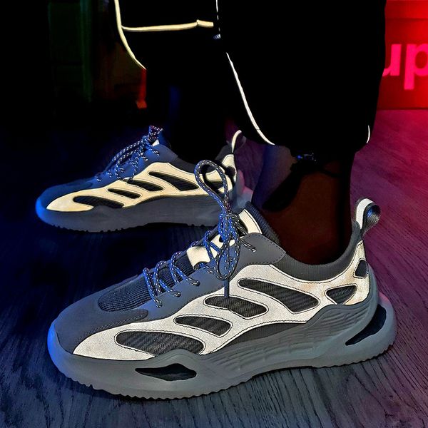 reflectiveinnightmenshoesairmeshbreathabledesignmansportsshoeslaceupmencasualsneakerschaussurehommefitness, Black
reflectiveinnightmenshoesairmeshbreathabledesignmansportsshoeslaceupmencasualsneakerschaussurehommefitness, Black