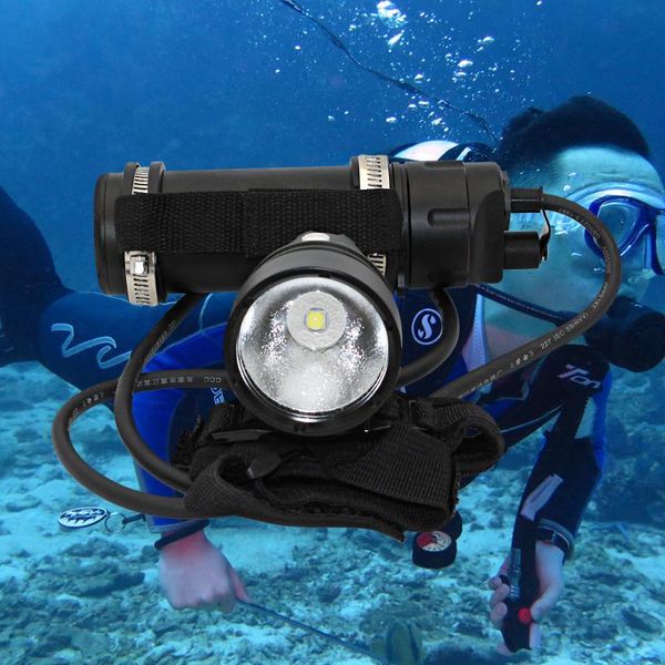 4000 lm canister xhp70 led diving lamp with yellow color diving light with built-in 8x18650 li-battery d028
4000 lm canister xhp70 led diving lamp with yellow color diving light with built-in 8x18650 li-battery d028