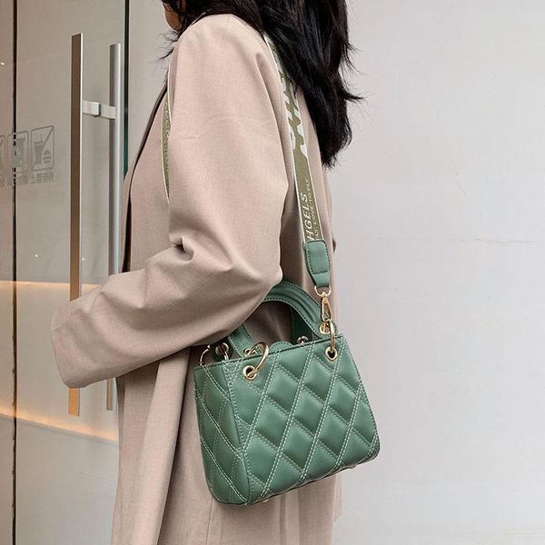 fashion quilted tote women leather shoulder bag small lady handbags chain messenger female bag crossbody luxury handbag designer
fashion quilted tote women leather shoulder bag small lady handbags chain messenger female bag crossbody luxury handbag designer