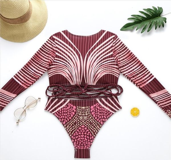 two pieces placement printed bikini set round neck swimsuit long sleeve swimwear 2020 new summer high cut bathing suits0698, White;black
two pieces placement printed bikini set round neck swimsuit long sleeve swimwear 2020 new summer high cut bathing suits0698, White;black