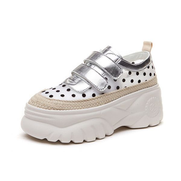 2020 spring, summer and autumn new casual thick-soled mesh breathable wild sports large size old flat shoes, Black
2020 spring, summer and autumn new casual thick-soled mesh breathable wild sports large size old flat shoes, Black