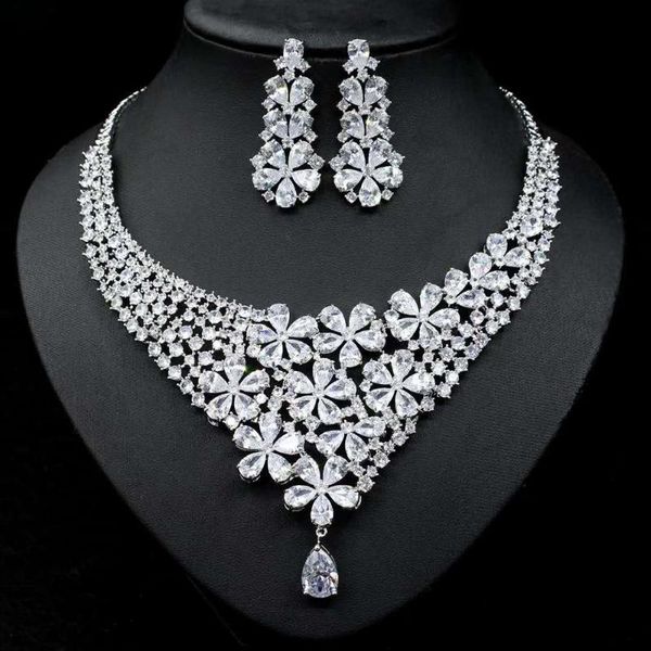 hibride jewelry clear crystal big flower necklace earring nigeria wedding jewelry sets women bridal accessories bijoux n-156, Silver
hibride jewelry clear crystal big flower necklace earring nigeria wedding jewelry sets women bridal accessories bijoux n-156, Silver