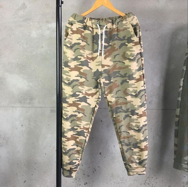 2020 spring fashion men sweatpants camouflage loose harem pants male plus size cotton casual trousers jogger pencil camo pants, Black
2020 spring fashion men sweatpants camouflage loose harem pants male plus size cotton casual trousers jogger pencil camo pants, Black