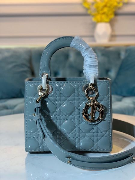 ladies messenger bag patent leather gold buckle diana bag 4 compartments an indelible classic italian patent leather handmade 023
ladies messenger bag patent leather gold buckle diana bag 4 compartments an indelible classic italian patent leather handmade 023