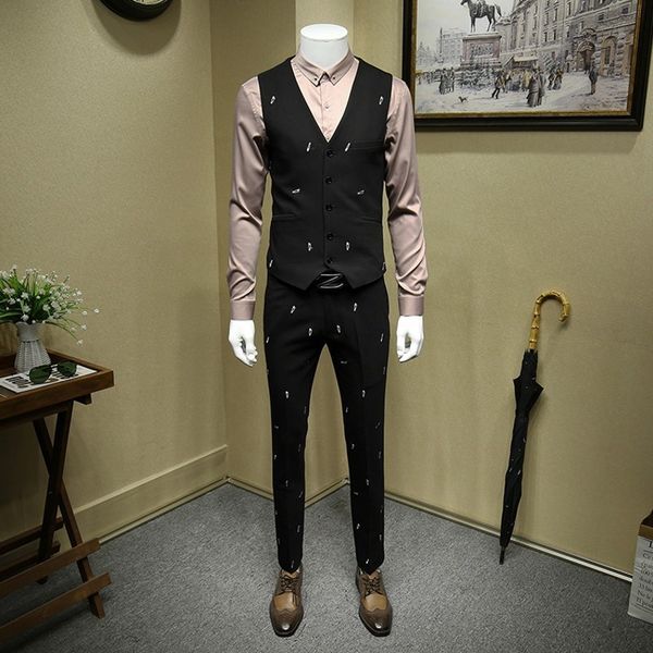 men's suits & blazers mens personality embroidery men suit formal evening wear outfits wedding dress 3pcs set big size terno mas, White;black
men's suits & blazers mens personality embroidery men suit formal evening wear outfits wedding dress 3pcs set big size terno mas, White;black