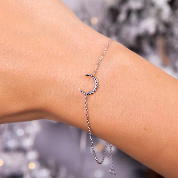 laramoi stainless steel moon bracelet minimalist crescent fashion adjustable bracelet for women party birthday holiday jewelry, Black
laramoi stainless steel moon bracelet minimalist crescent fashion adjustable bracelet for women party birthday holiday jewelry, Black
