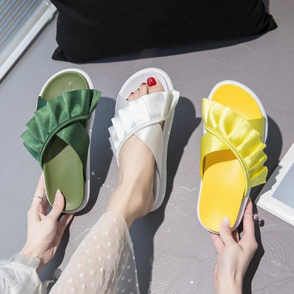 slippers 2021 summer comfortable ruffles beach casual leisure sandals platform middle heel light flip flops sweet women shoes, Black
slippers 2021 summer comfortable ruffles beach casual leisure sandals platform middle heel light flip flops sweet women shoes, Black