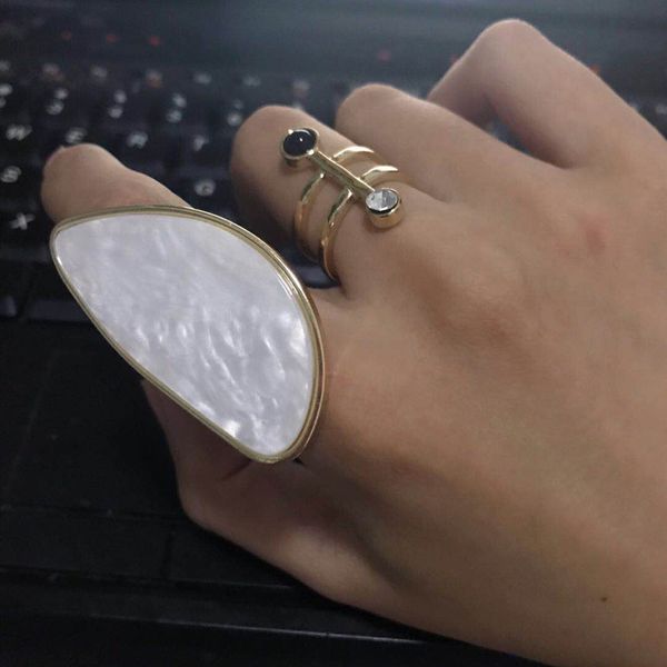 cos store personality cool geo rings for girls 2020 chic irregular shape resizable finger ring femme bague jewlery, Golden;silver
cos store personality cool geo rings for girls 2020 chic irregular shape resizable finger ring femme bague jewlery, Golden;silver