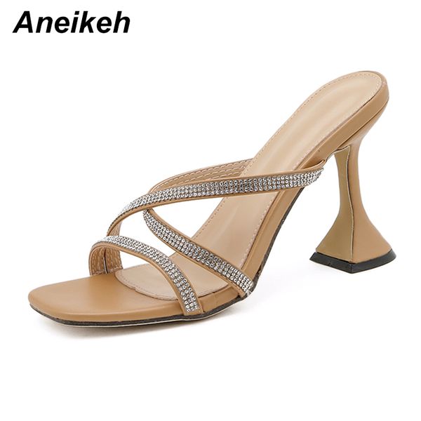 aneikeh лето женская обувь сандалии тапочки pu слайды rubber crystal квадратный toe полька снаружи белый светло-коричневый шпильках, Black
aneikeh лето женская обувь сандалии тапочки pu слайды rubber crystal квадратный toe полька снаружи белый светло-коричневый шпильках, Black