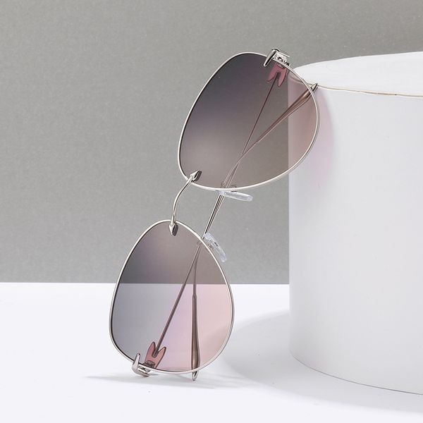 designer 2020 fashion lady pilot sunglasses women vintage gradient lens eyewear arrow frame sun glasses for female, White;black
designer 2020 fashion lady pilot sunglasses women vintage gradient lens eyewear arrow frame sun glasses for female, White;black