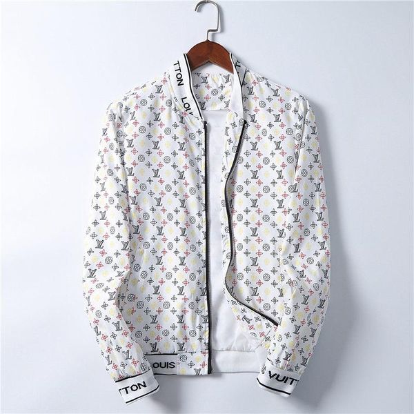 20ss mens designer jackets windbreaker sportswear new spring autumn casual jacket clothing zipper collar plaid printed slim jacket, Black;brown
20ss mens designer jackets windbreaker sportswear new spring autumn casual jacket clothing zipper collar plaid printed slim jacket, Black;brown
