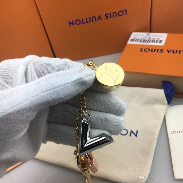 k01 luxury keychain m9463 cirle fashion car keychains stainless steel designer for gifts with box 32, Silver
k01 luxury keychain m9463 cirle fashion car keychains stainless steel designer for gifts with box 32, Silver