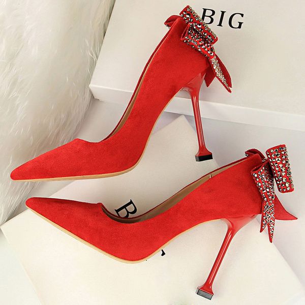 2020 women 10cm high heels crystal pointed toe rhinestone style chunky pumps wedding bridal luxury lady pink quality rivet shoes, Black
2020 women 10cm high heels crystal pointed toe rhinestone style chunky pumps wedding bridal luxury lady pink quality rivet shoes, Black