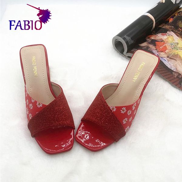 2020 the heels with flowers on the shoes are suitable for girls' slippers and fashion woman shoes, Black
2020 the heels with flowers on the shoes are suitable for girls' slippers and fashion woman shoes, Black