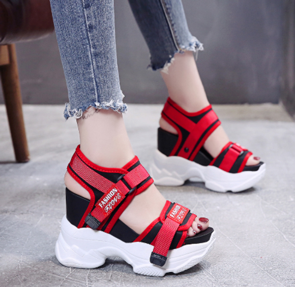 2020 new lightweight women gladiator sandals women elevator casual sneakers high heels woman shoes platform wedges slippers slid, Black
2020 new lightweight women gladiator sandals women elevator casual sneakers high heels woman shoes platform wedges slippers slid, Black