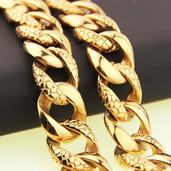 18mm 316l stainless steel silver color snake pattern cut cuban curb chain men's necklace jewelry 22.5" high quality
18mm 316l stainless steel silver color snake pattern cut cuban curb chain men's necklace jewelry 22.5" high quality