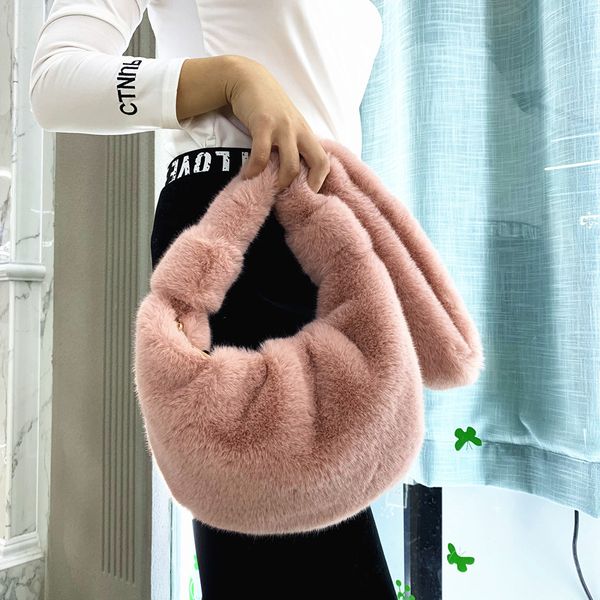faux fur crossbody bags for women 2020 winter trend hobos bag women's luxury warm shoulder bags solid color ladies handbags
faux fur crossbody bags for women 2020 winter trend hobos bag women's luxury warm shoulder bags solid color ladies handbags