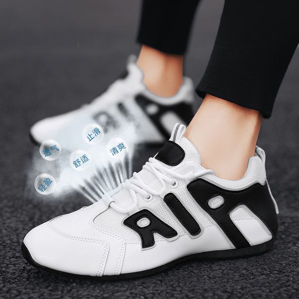 professional men jogger sneakers trainning shoes chaussure fashion lightweight breathebal mesh shoes maxes size us 12
professional men jogger sneakers trainning shoes chaussure fashion lightweight breathebal mesh shoes maxes size us 12