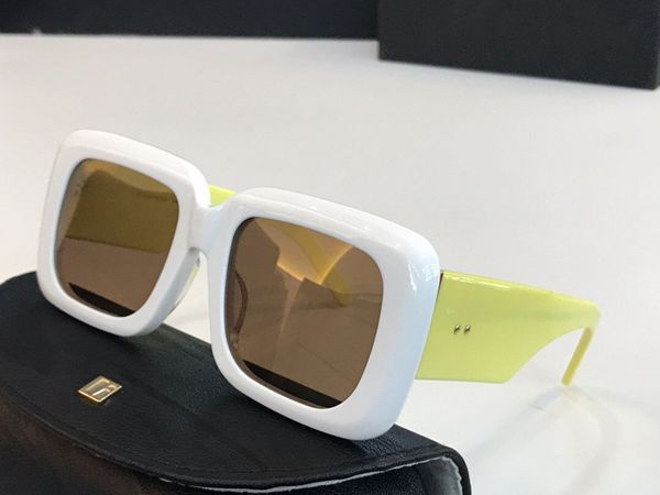 New Designer Women Sunglasses 995 square Frame Sun Glasses Trend Avant-garde Style UV400 protection eyewear Come with pacakge 995S
New Designer Women Sunglasses 995 square Frame Sun Glasses Trend Avant-garde Style UV400 protection eyewear Come with pacakge 995S