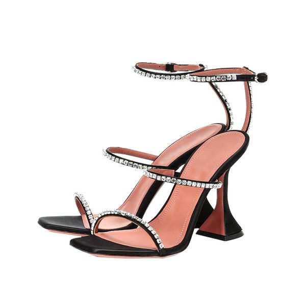 2020 новый горячий продажа лета женщин сандалии bling lace-up удобная обувь женщины open toe sexy мода обувь zapatos de mujer, Black
2020 новый горячий продажа лета женщин сандалии bling lace-up удобная обувь женщины open toe sexy мода обувь zapatos de mujer, Black