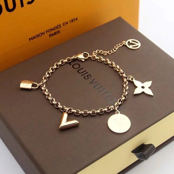 luxury design classic letter bracelet 18k gold 3colrs chain fashion simple ladies link chain bracelets jewelry with box
luxury design classic letter bracelet 18k gold 3colrs chain fashion simple ladies link chain bracelets jewelry with box