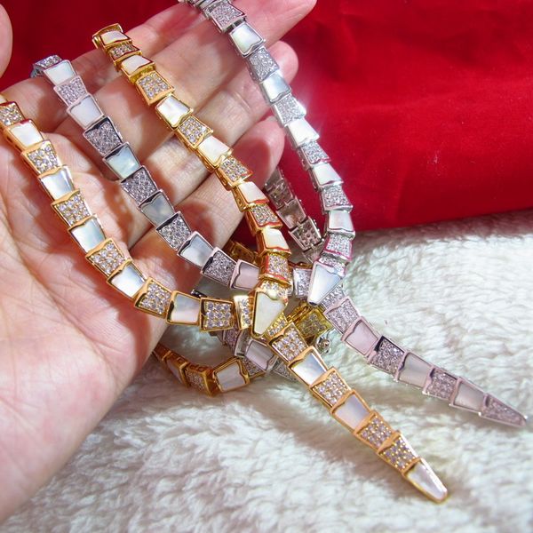 2017 new fashion mother of pearl natural stone chokers snake necklaces copper designer jewelry for women party wearing, Golden;silver
2017 new fashion mother of pearl natural stone chokers snake necklaces copper designer jewelry for women party wearing, Golden;silver