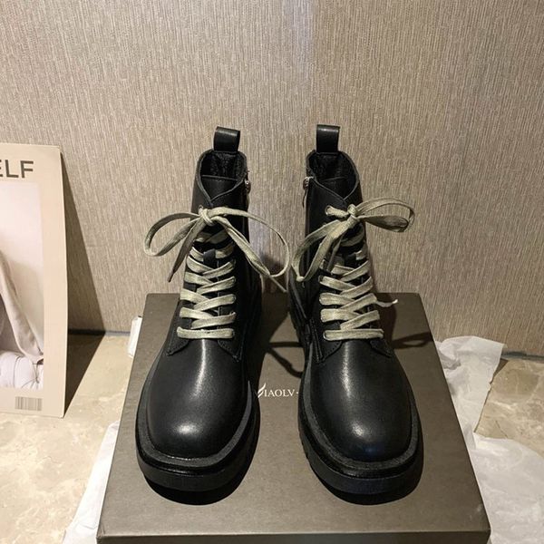 boots women's warm flats round toe black lace-up thick-soled waterproof non-slip wear-resistant leather
boots women's warm flats round toe black lace-up thick-soled waterproof non-slip wear-resistant leather
