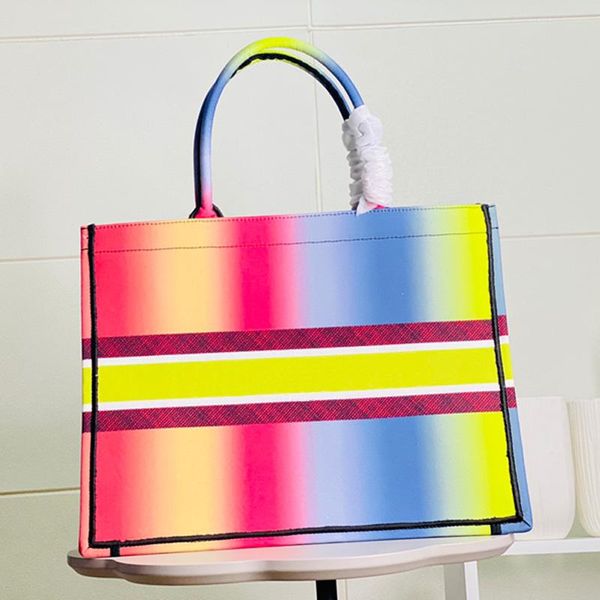 fashion bags lady large-capacity handbags fashions retro ethnic style canvas handmade embroidery pattern handbag
fashion bags lady large-capacity handbags fashions retro ethnic style canvas handmade embroidery pattern handbag