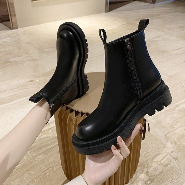 boots 2021 fashion womens black shoes autumn winter platform short tube cavalier zippers women's large size
boots 2021 fashion womens black shoes autumn winter platform short tube cavalier zippers women's large size