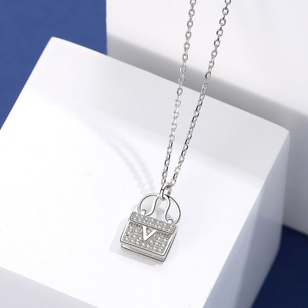 s925 sterling wholesale silver jewelry 2020 new creative design zircon bag necklace women's daily sale
s925 sterling wholesale silver jewelry 2020 new creative design zircon bag necklace women's daily sale