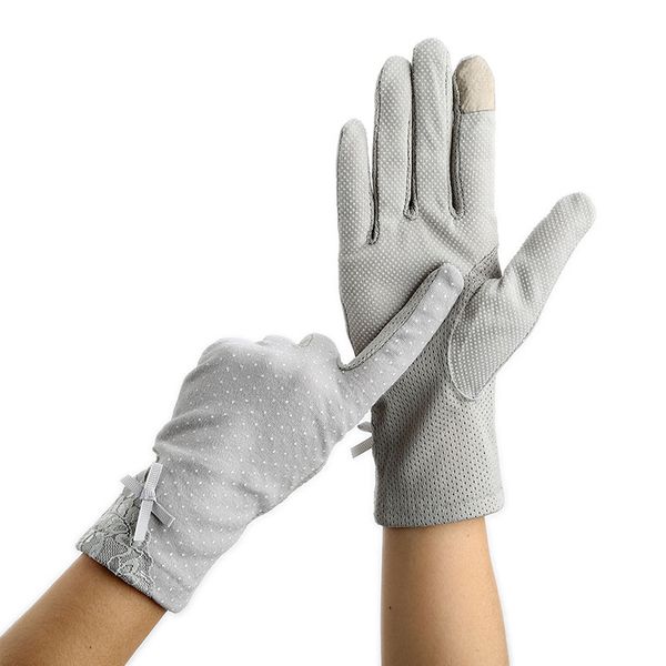 sunscreen gloves women lace stretch touch glove breathable guantes for driving summer small dots print non-slip gloves mittens, Blue;gray
sunscreen gloves women lace stretch touch glove breathable guantes for driving summer small dots print non-slip gloves mittens, Blue;gray