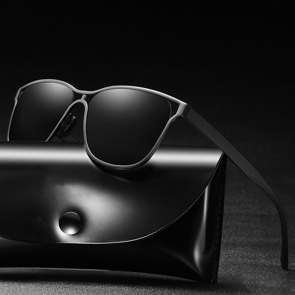 men sunglasses polarized classic retro vintage sun glasses for men brand designer women uv400 eyewear, White;black
men sunglasses polarized classic retro vintage sun glasses for men brand designer women uv400 eyewear, White;black