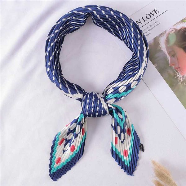 2020 spring new silk women scarf foulard crinkle neck scarf hair band lady dot print square scarves bandana, Blue;gray
2020 spring new silk women scarf foulard crinkle neck scarf hair band lady dot print square scarves bandana, Blue;gray