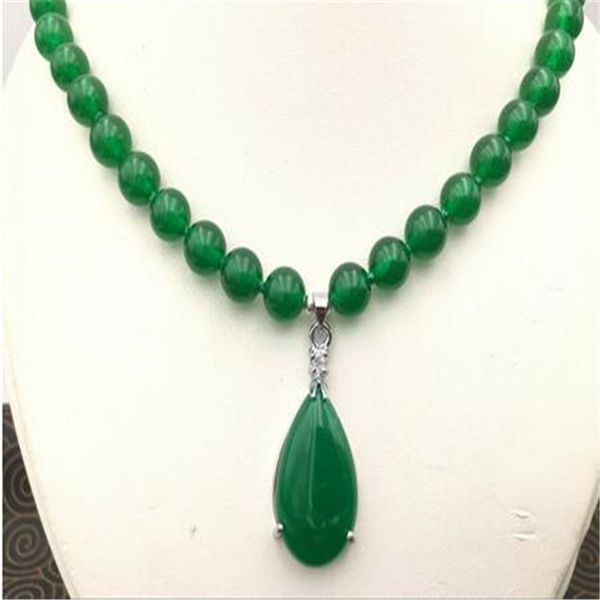 collier de perles rondes en jade vert naturel 8mm et pendentifs en forme de larme 18", Silver 
collier de perles rondes en jade vert naturel 8mm et pendentifs en forme de larme 18", Silver