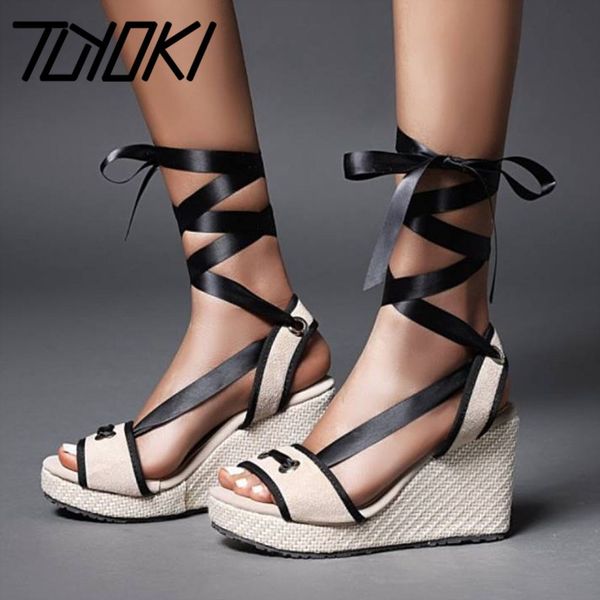 tuyoki fashion wedges sandals flock summer platform shoes cross tied open toe shoes party work female footwear size 34-43, Black
tuyoki fashion wedges sandals flock summer platform shoes cross tied open toe shoes party work female footwear size 34-43, Black