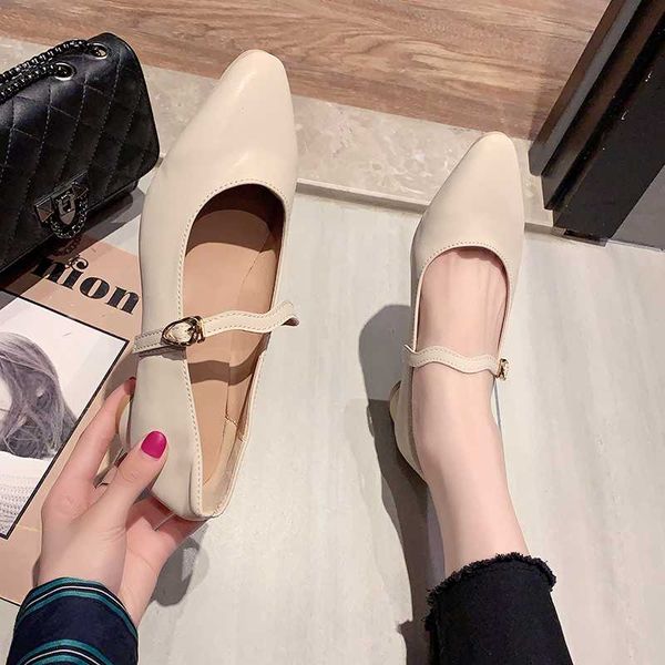 retro round heels mary janes shoes women solid irregular buckle strap med high heels sandalias wave band pointy toe sandals 2020, Black
retro round heels mary janes shoes women solid irregular buckle strap med high heels sandalias wave band pointy toe sandals 2020, Black
