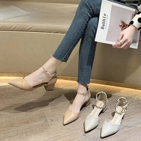 2020 spring and summer new wild square heel shoes french girl pointed high heels shallow mouth chain high heels, Black
2020 spring and summer new wild square heel shoes french girl pointed high heels shallow mouth chain high heels, Black