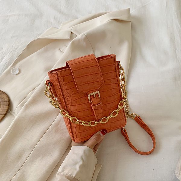 2020 summer new stone pattern shoulder bag ladies messenger bag fashion casual chain handbag ladies small square
2020 summer new stone pattern shoulder bag ladies messenger bag fashion casual chain handbag ladies small square