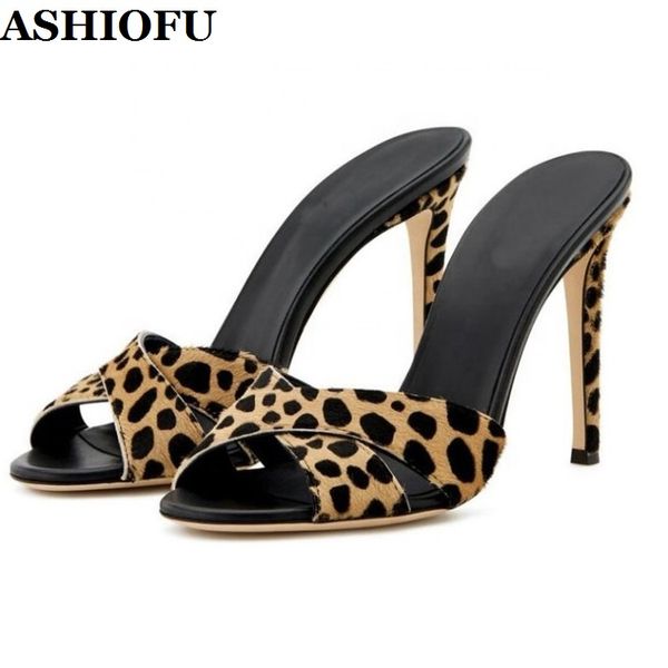 ashiofu горячего сбывания handmade дамы высоких каблуках тапочки leopard креста ремень sexy party слайды обувь вечерний клуб моды тапочка, Black
ashiofu горячего сбывания handmade дамы высоких каблуках тапочки leopard креста ремень sexy party слайды обувь вечерний клуб моды тапочка, Black