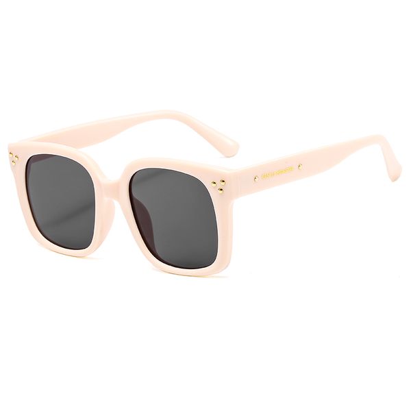 2020 thick frame rice nail men sunglasses square yellow piece joker sunglasses women fashion street sglasses, White;black
2020 thick frame rice nail men sunglasses square yellow piece joker sunglasses women fashion street sglasses, White;black
