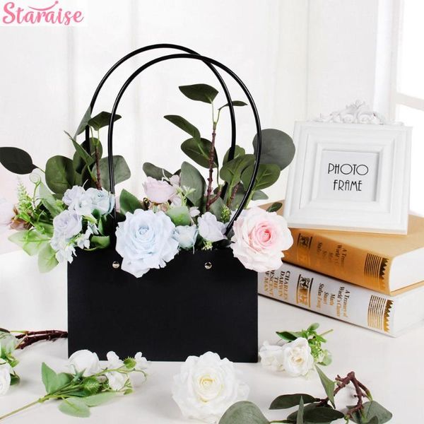 kraft paper bag flower gift boxes handbag waterproof bouquet florist gift bags flower plant boxes decoration for wedding party
kraft paper bag flower gift boxes handbag waterproof bouquet florist gift bags flower plant boxes decoration for wedding party