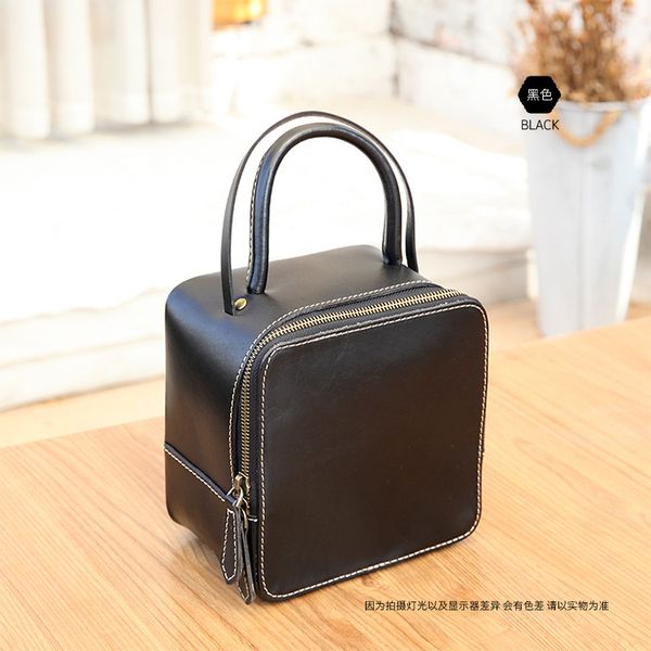 classic woman handmade vegetable tanned leather genuine cowhide box bag women shoulder bags portable square crossbody bag
classic woman handmade vegetable tanned leather genuine cowhide box bag women shoulder bags portable square crossbody bag